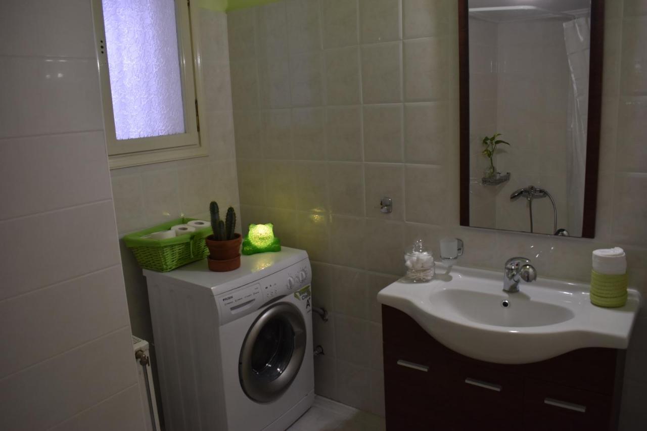 Άlthea Apartment Chalkís Exteriör bild